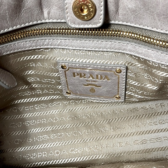 Reserved @kiraewong Authentic Prada Napa Leather Bag Milan - Picture 3 of 16
